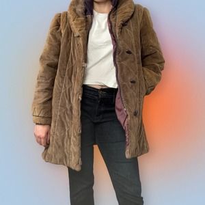Vintage Brown Corduroy Coat Jacket Quilted Size Medium READ